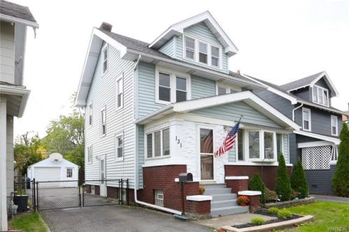 131 Hazeltine Ave, Buffalo, NY 14217-2801