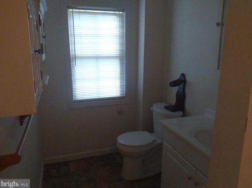 119 Market St, Navy Sup Dpt PA 17055-5555 exterior