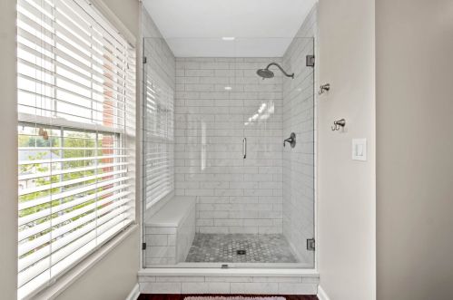 705 Kingswood Ln, Mc Donald PA  15057-2666 exterior