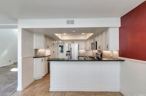 218 Glendora Ave, Covina CA 91724-2968 exterior