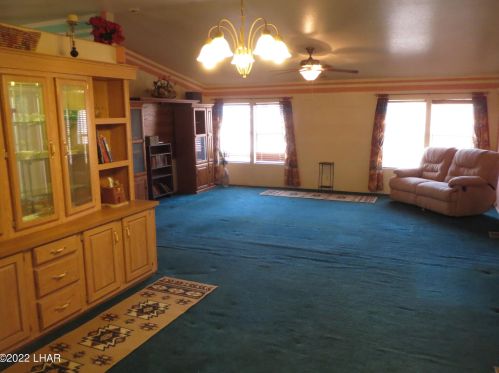 5585 Gazelle Dr, Bullhead City, AZ 86426-6814