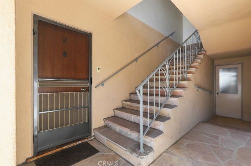 1235 Appleton St, Long Beach, CA 90802-3634