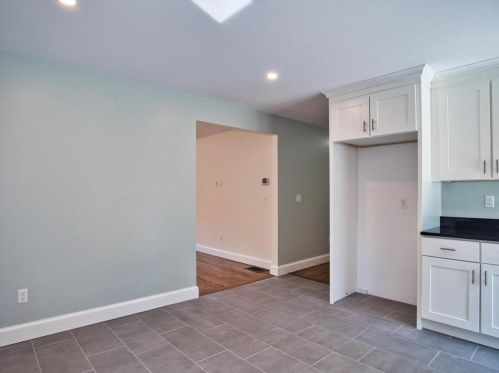 39 Cala Ave, Tiverton RI  02878-3214 exterior