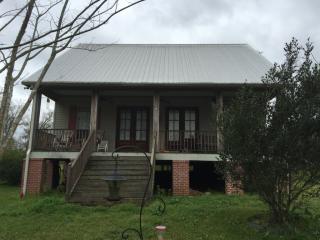 30 Hidden Hills Community, Arnaudville LA  70512-6547 exterior