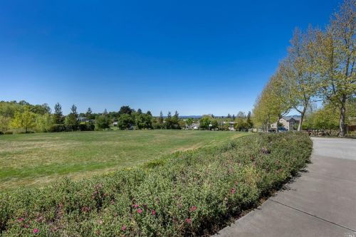 2024 Cooper Dr, Santa Rosa CA  95404-5682 exterior