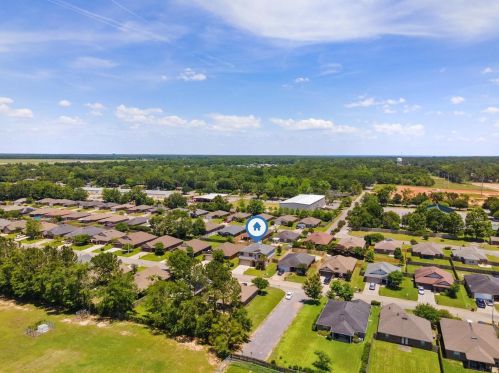 4951 Makenna Cir, Milton FL  32571-1175 exterior