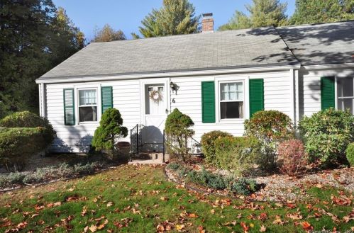 6 Spring Glen Dr, Granby CT 06035-2624 exterior