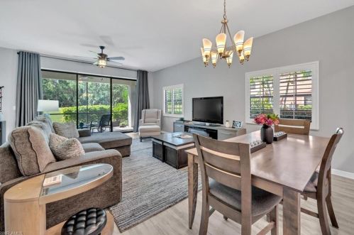 5790 Grande Reserve Way, Naples, FL 34110-2305