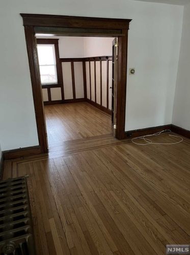 379 Lincoln Ave, Cliffside Park NJ  07010-1804 exterior