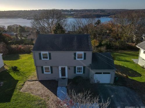 249 Virgo Dr, Groton, CT 06340-2448