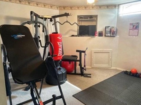 3828 Kingsway Dr, Crown Point IN  46307-8982 exterior