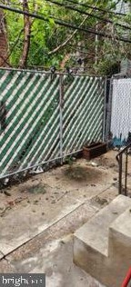 4033 Darien St, Philadelphia PA  19140-2236 exterior