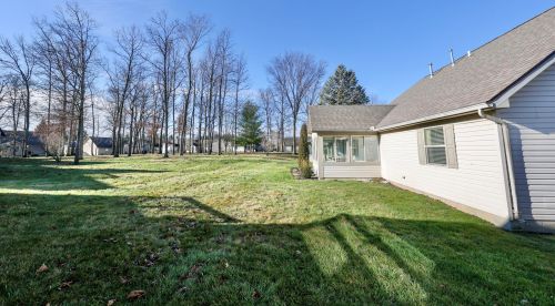 452 Woodside Pl, Bellefontaine OH  43311-1597 exterior