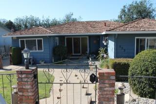 353 San Juan Grade Rd, Salinas, CA 93906-1255