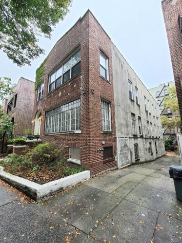 1433 Teller Ave, Bronx, NY 10456-1002