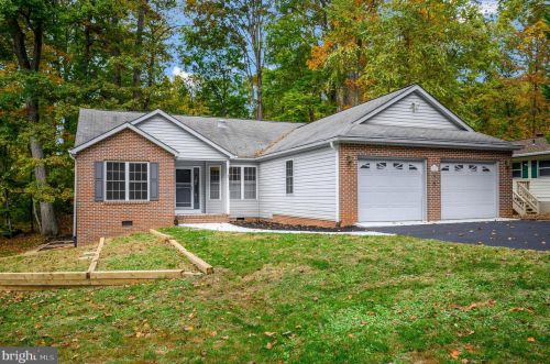 104 Federal Rd, Locust Grove, VA 22508-5115