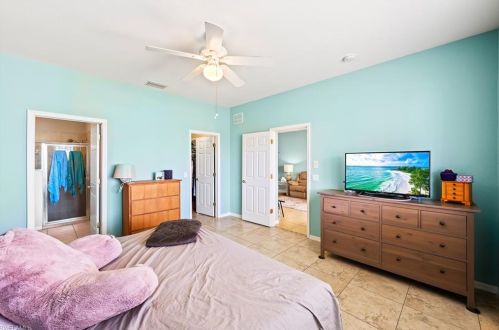14322 Manchester Dr, Naples FL  34114-8626 exterior