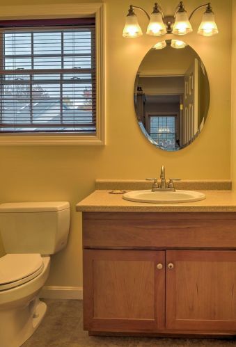 46 Queens Rd, Keene NH  03431-2132 exterior