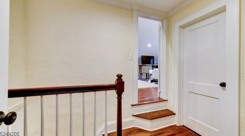 12 Hickory St, Cranford NJ  07016-3045 exterior