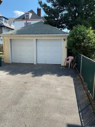 237 Rich Ave, Mount Vernon, NY 10552-3311