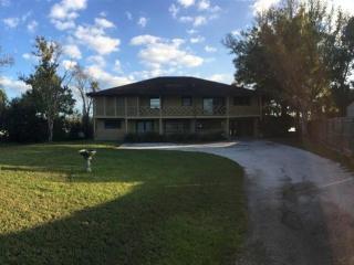 10832 Halls River Rd, Homosassa, FL 34448-3419
