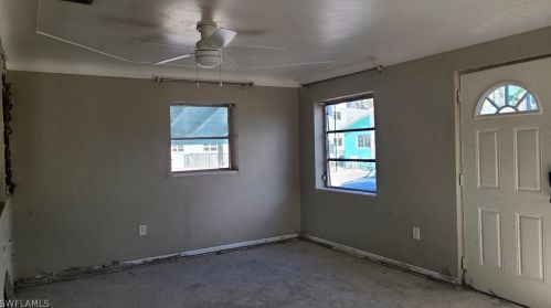 215 Fairweather Ln, Fort Myers Beach, FL 33931-3226