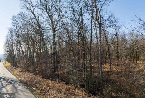 970 Churchtown Rd, Beartown, PA 17555-9623
