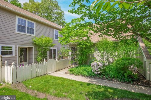 165 Orchard Ct, Blue Bell PA  19422-2824 exterior