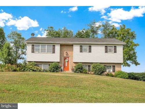 28 Kaley Ct, Centre, PA 19541-9708
