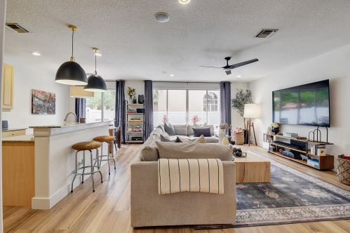 1632 Classical Blvd, Delray Beach FL  33445-1200 exterior