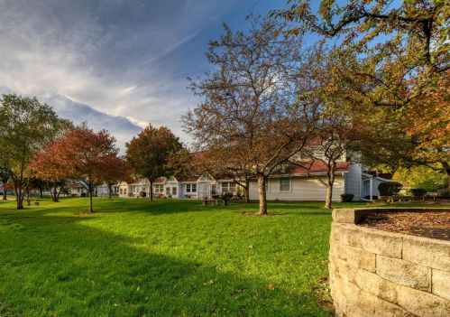 5990 Crosswinds Dr, Cudahy, WI 53110-3419