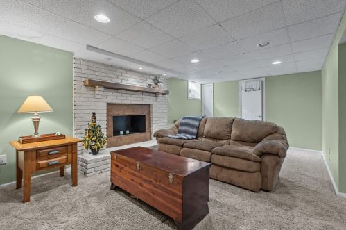 213 Northmont Dr, Verona PA  15147-2949 exterior