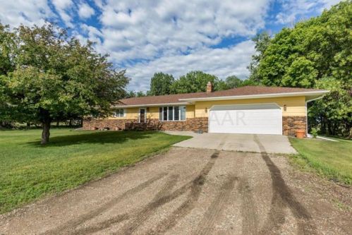 5445 159th Ave, Kindred, ND 58051-9513