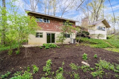 399 Brookhaven Ave, Cincinnati, OH 45215-1005