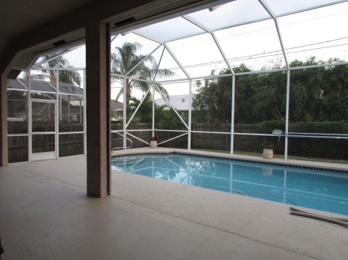 1258 San Esteban Ave, Fort Pierce, FL 34953-4825