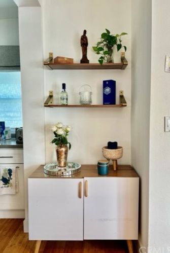 58 Saratoga, Newport Beach CA  92660-6148 exterior