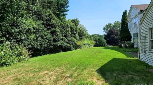 424 Rowayton Ave, Norwalk, CT 06854-3321