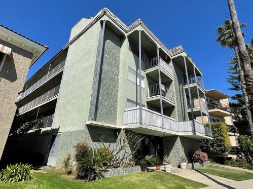 3819 2nd St, Long Beach, CA 90803-5282
