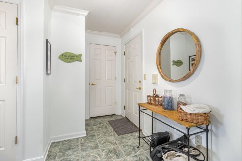 578 Fawn Run Dr, Newport, KY 41076-5707
