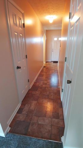 595 Faith Ann Dr, Pataskala, OH 43062-7065