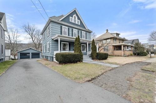 230 Main St, Port Jervis, NY 12771-2836