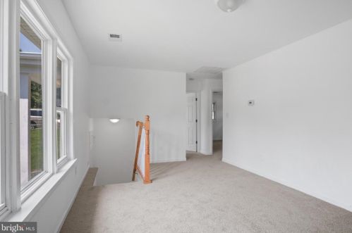 15109 Cloverdale Rd, Woodbridge VA  22193-1650 exterior