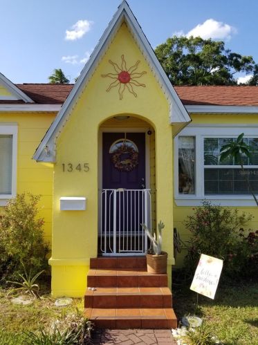 1345 34th Ave, Saint Petersburg, FL 33704-1844