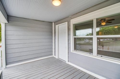 309 Monterey St, Denison TX  75020-6327 exterior