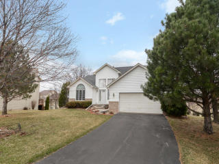 14810 38th Pl, Minneapolis, MN 55446-3341