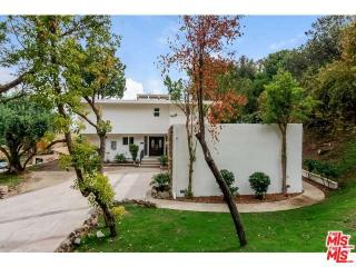 4907 Calvin Ave, Los Angeles, CA 91356-4417