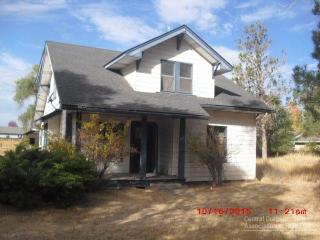 345 19 St, Eagle Crest OR  97756-7602 exterior
