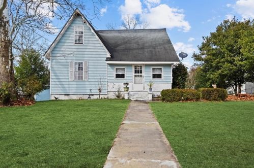 121 Pelzer St, Burnettown, SC 29851-2897