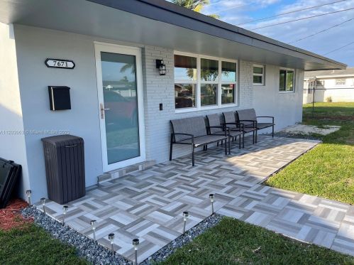 7671 12th St, Hollywood, FL 33024-5205