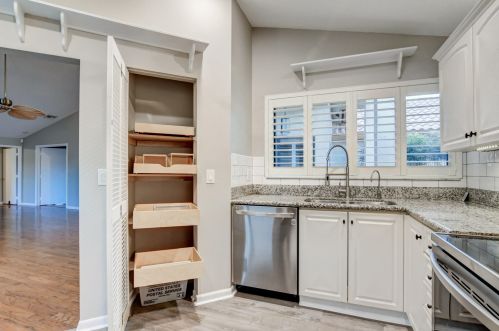 23313 Water Cir, Boca Raton FL  33486-8539 exterior